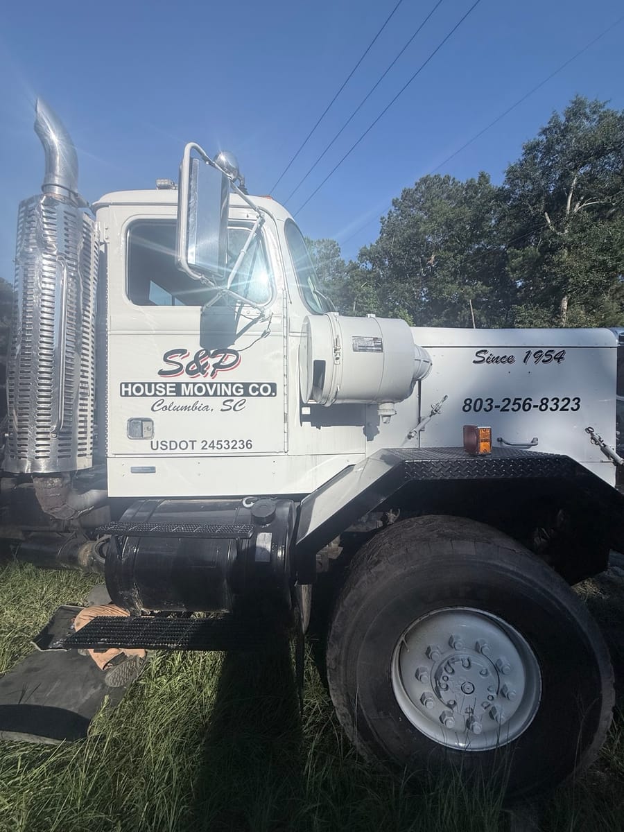1985 Autocar field service